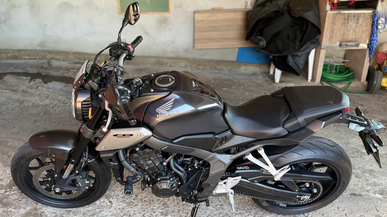 Vendo HONDA CB650R  - Foto 2