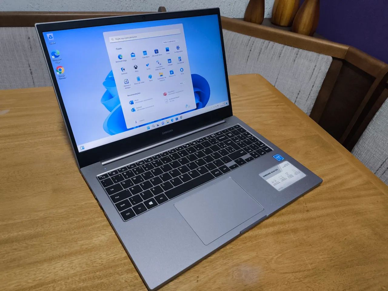 Notebook Samsung book, com SSD, tela de 15.6 polegadas, windows 11