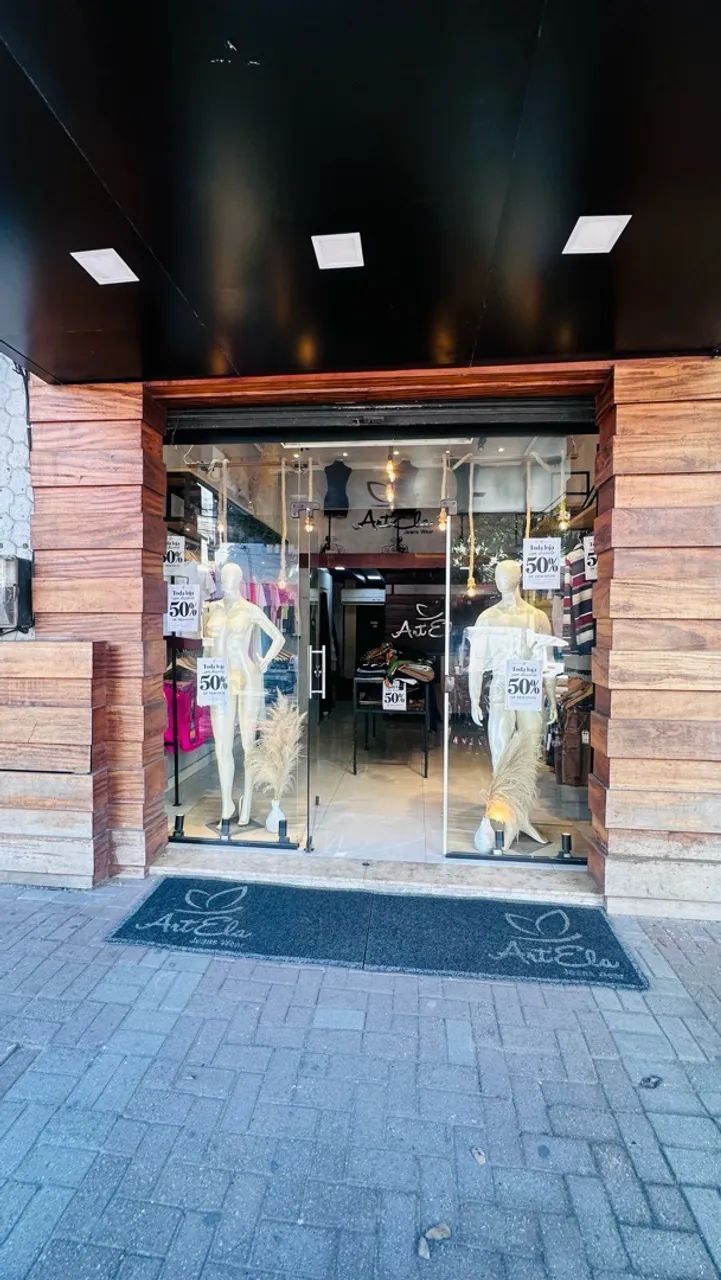 Mobiliário de loja de roupas - Foto 5