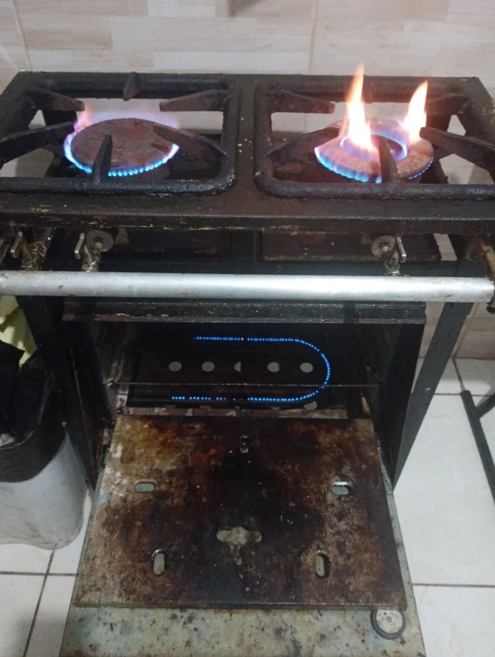 FOGÃO INDUSTRIAL COM FORNO  - Foto 2