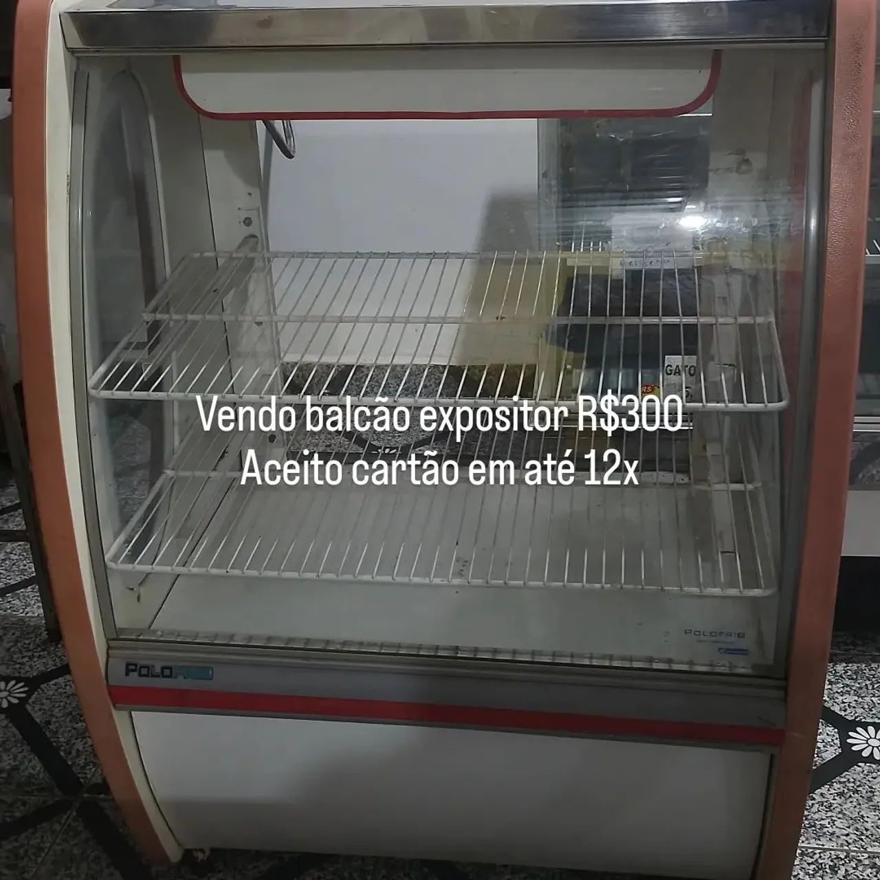 Balcão caixa expositor