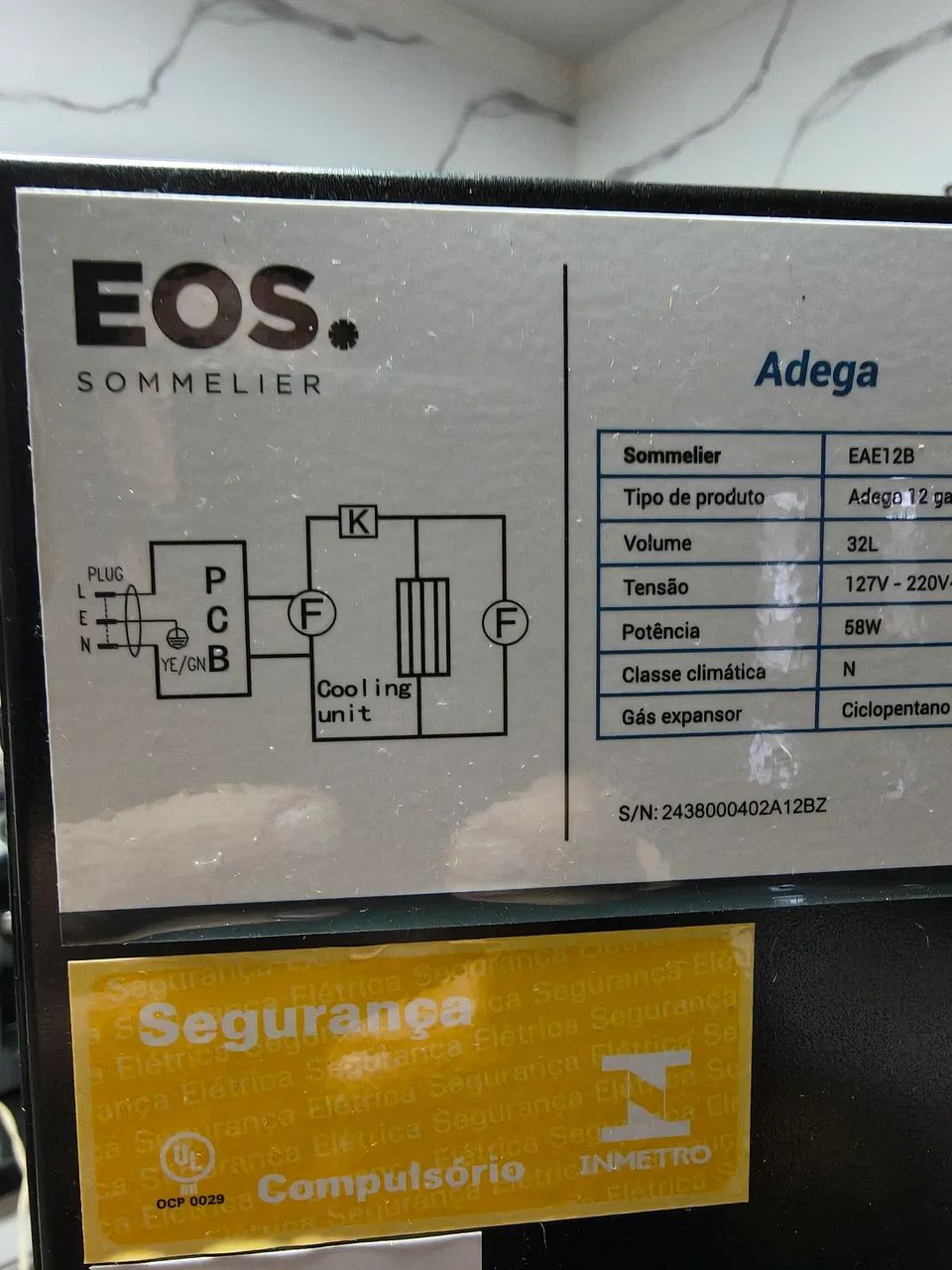 Adega de Vinhos capacidade 12 garrafas - Foto 3