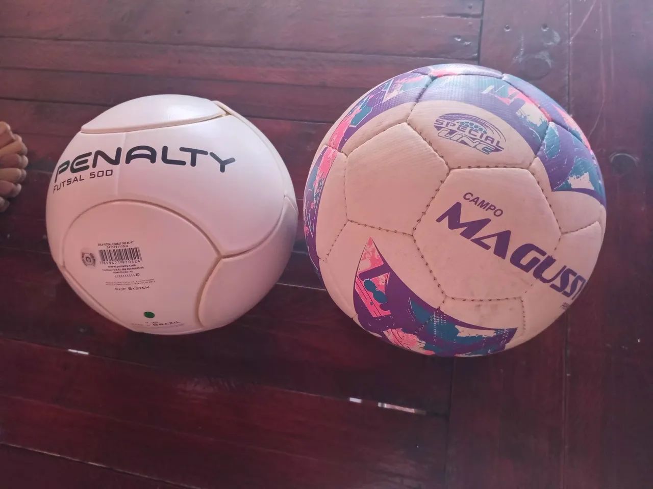 Bolas futebol e campo - Foto 4