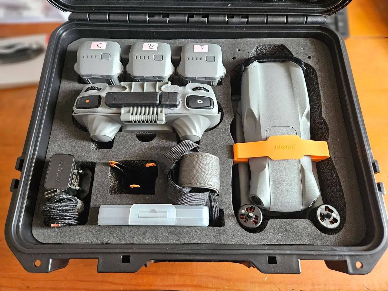 DJI AIR 3 Completo  - Foto 2