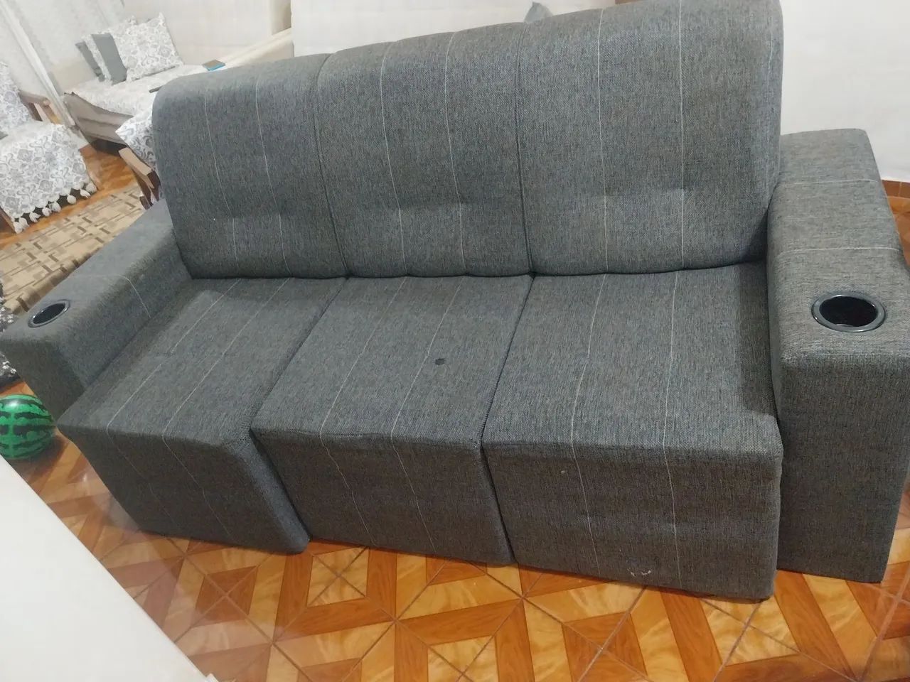 SOFÁ RETRATIL- SÓ EXTENSOR EM NEGOCIAÇÃO  - Foto 2