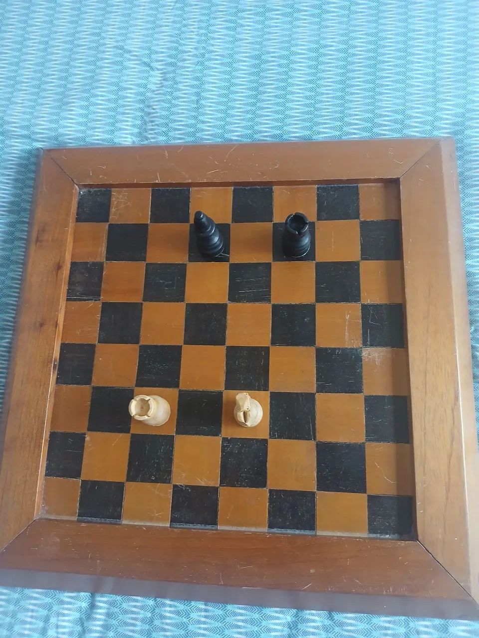 Tabuleiro de xadrez feito de maneira nobre  - Foto 5