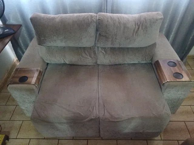 Sofá Retrátil e Reclinável 1,75m - Foto 2