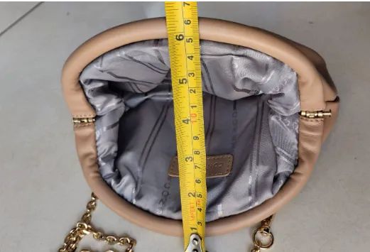 bolsa constance com corrente dourada removível - Foto 3
