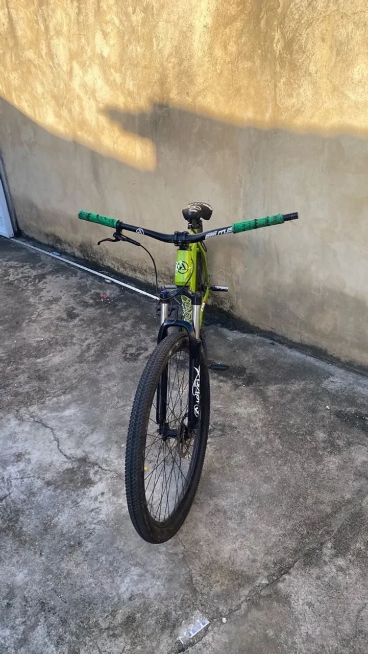 Bicicleta aro 29 absolute tamanho 21 em perfeito estado  - Foto 5