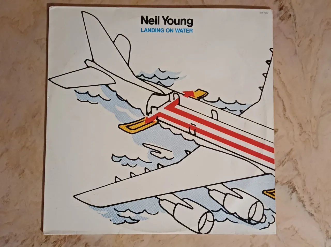 Neil Young - Landing on Water Lp