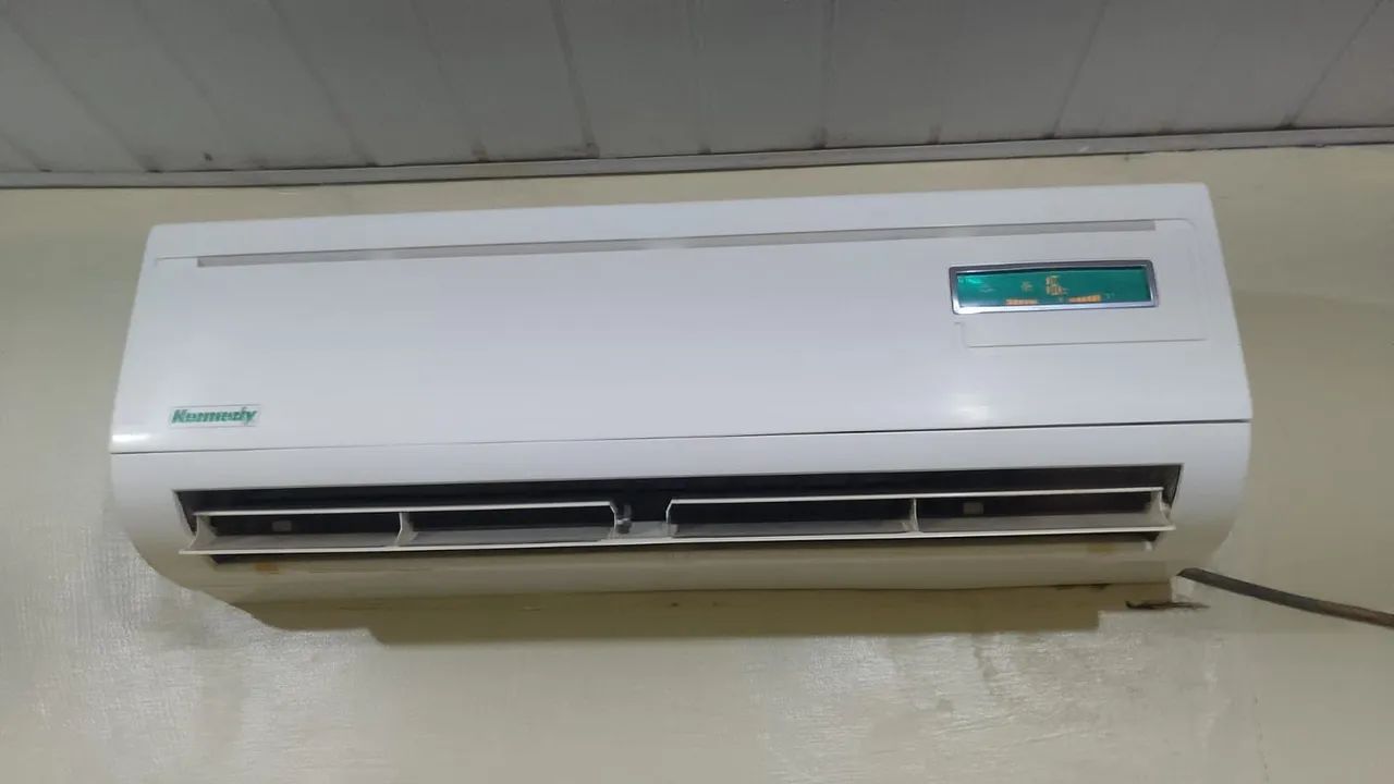 VENDO CENTRAL DE AR 12 MIL