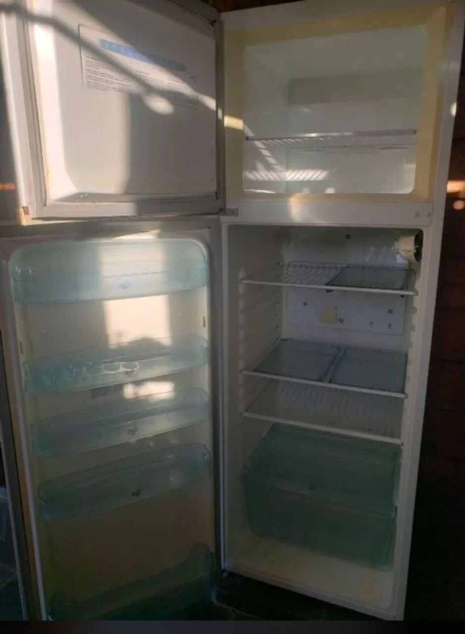 Geladeira Eletrolux  - Foto 2