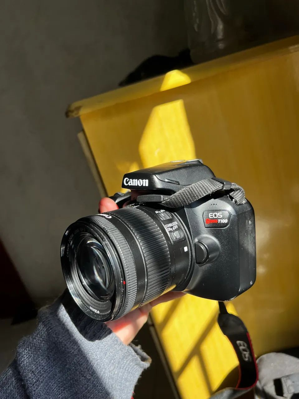 Cânon T100