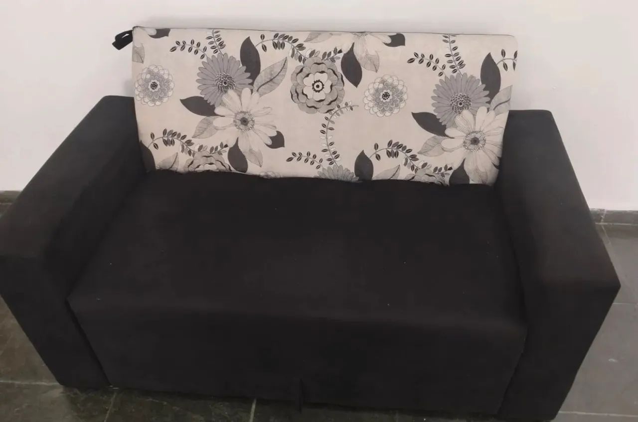Sofá cama casal novinho