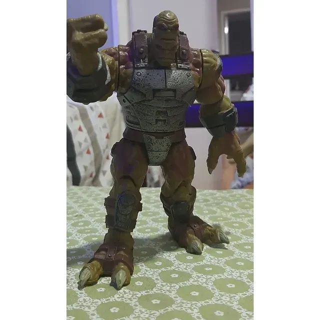 Action Figure do Bi Beast Windmill Punch do Incrível Hulk 2008 da Hasbro - Foto 2
