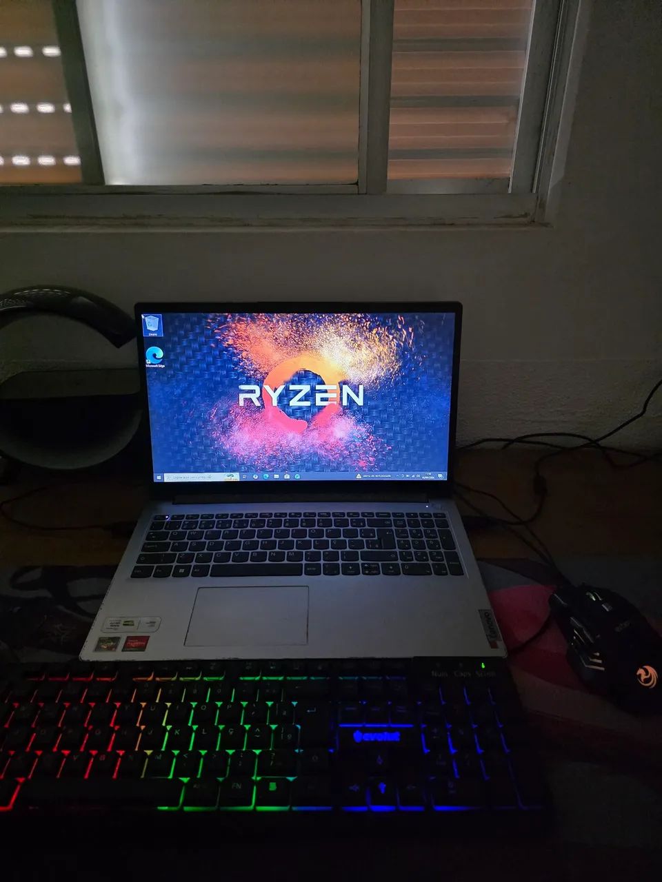 Notebook Gamer Ryzen 5 com teclado e mouse - Foto 2