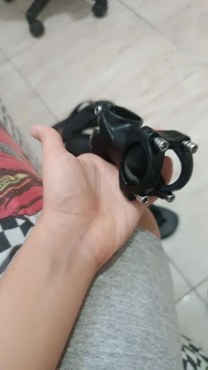 Mesinha de bicicleta em otimo estado 