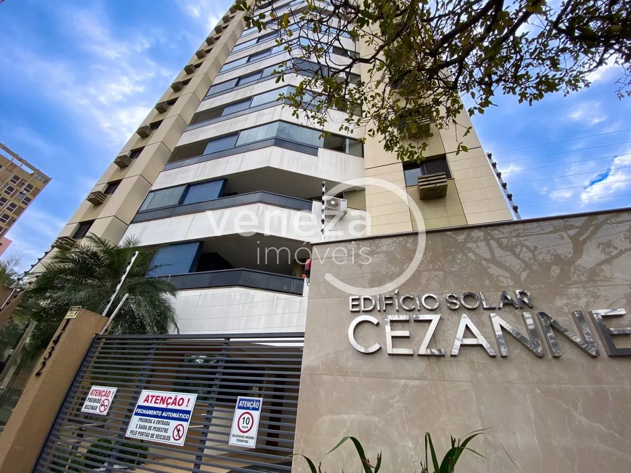 Apartamento à venda no Edifício Solar Cezanne, Centro de Londrina