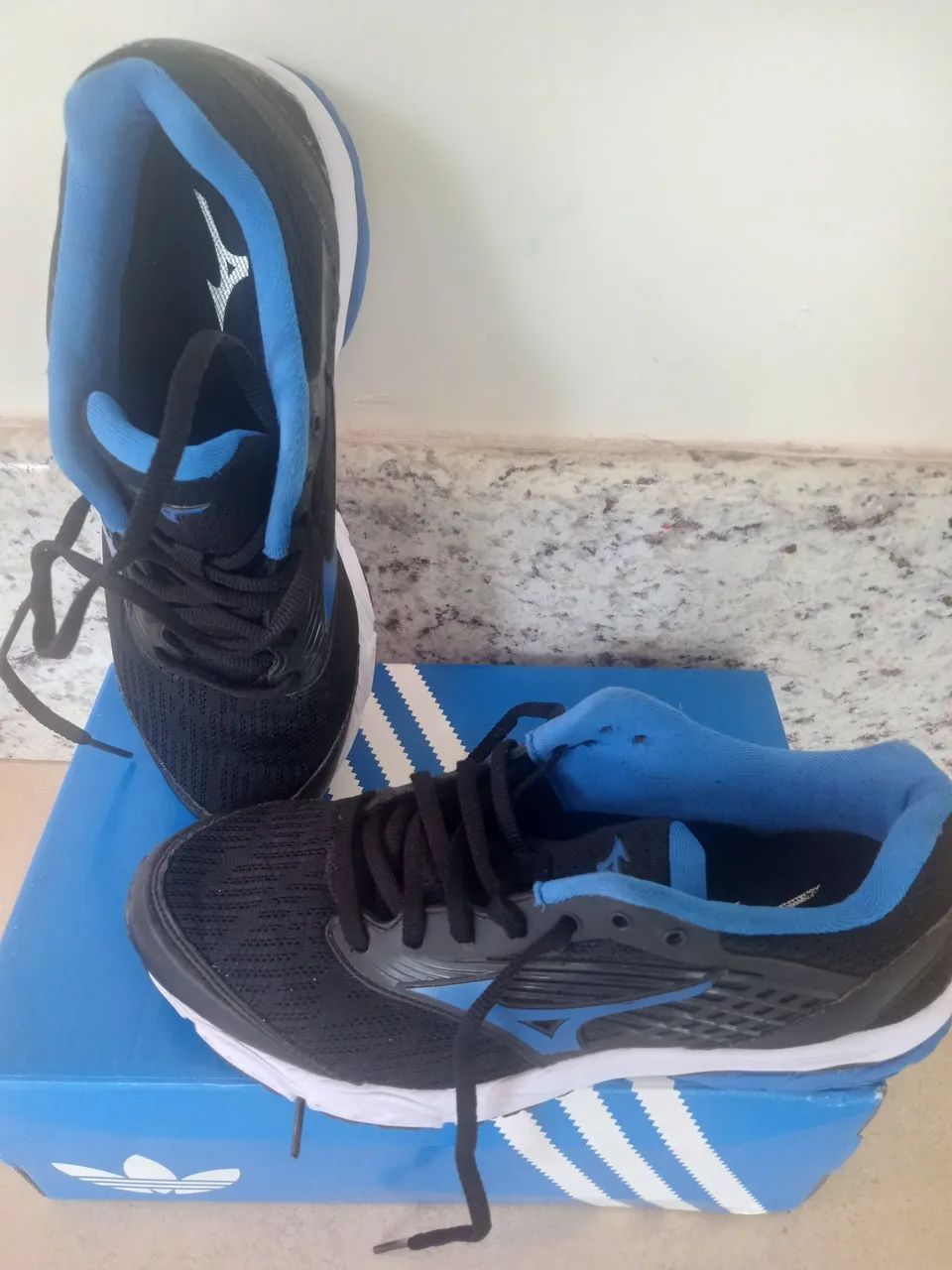 TÊNIS MIZUNO X10 WAVE $150 - Calçados Esportivos - Setor Sudoeste TÊNIS MIZUNO X10 WAVE $150 - Calçados Esportivos - Setor Sudoeste