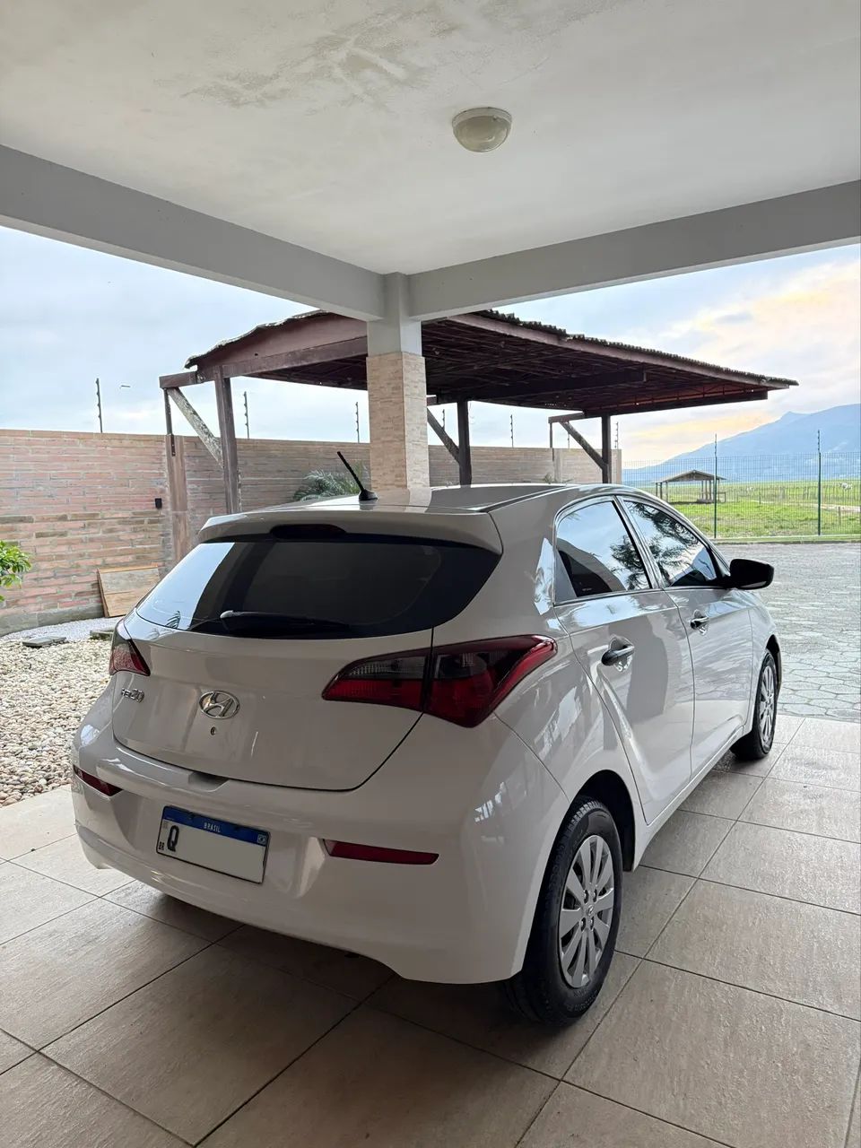 Hyundai HB20 Unique 1.0 Flex 12V Mec. 2019 - Foto 5