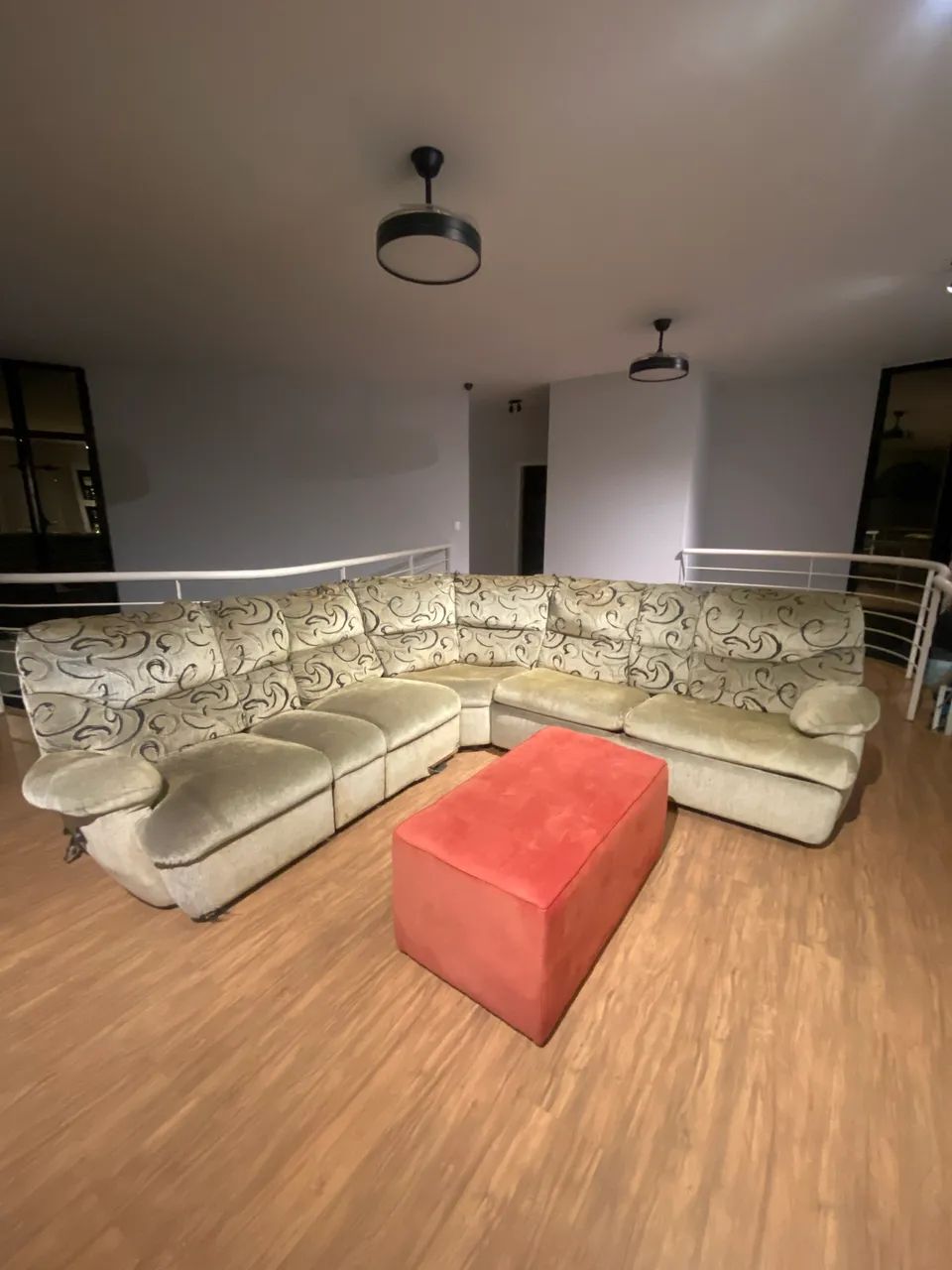 Sofá 5 lugares com cama retrátil  - Foto 2