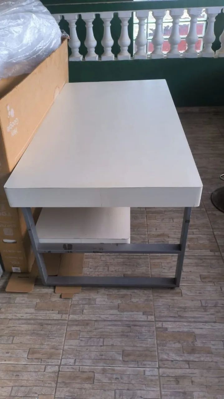 Mesa expositora para loja - Foto 2