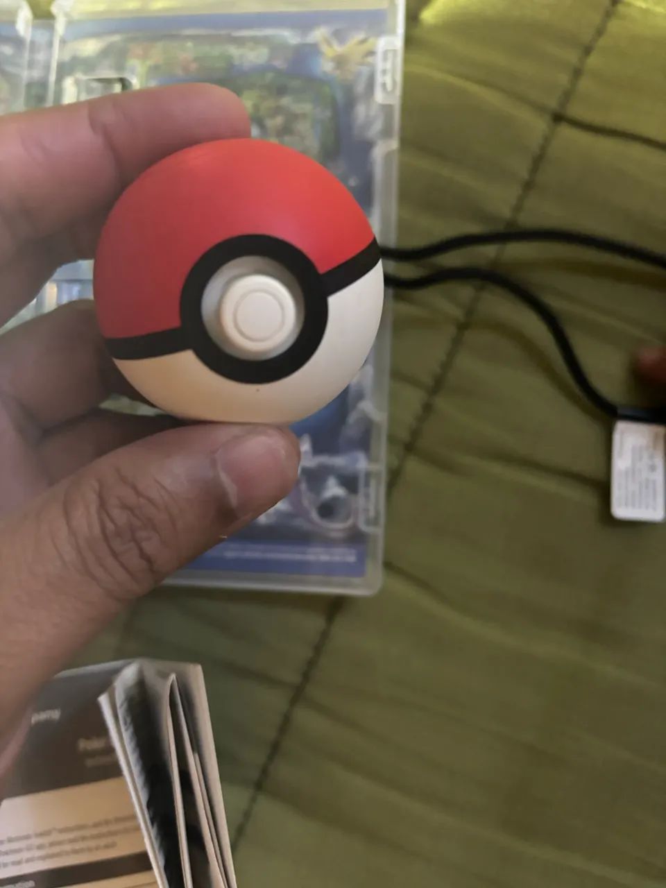 Bundle Pokeball Plus + Let?s Go Eevee - Foto 3