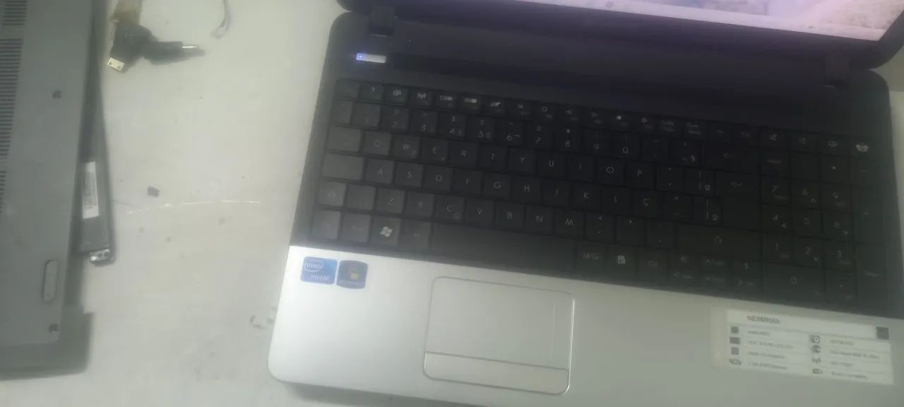 Notebook Gateway NE56R05B  - Foto 3