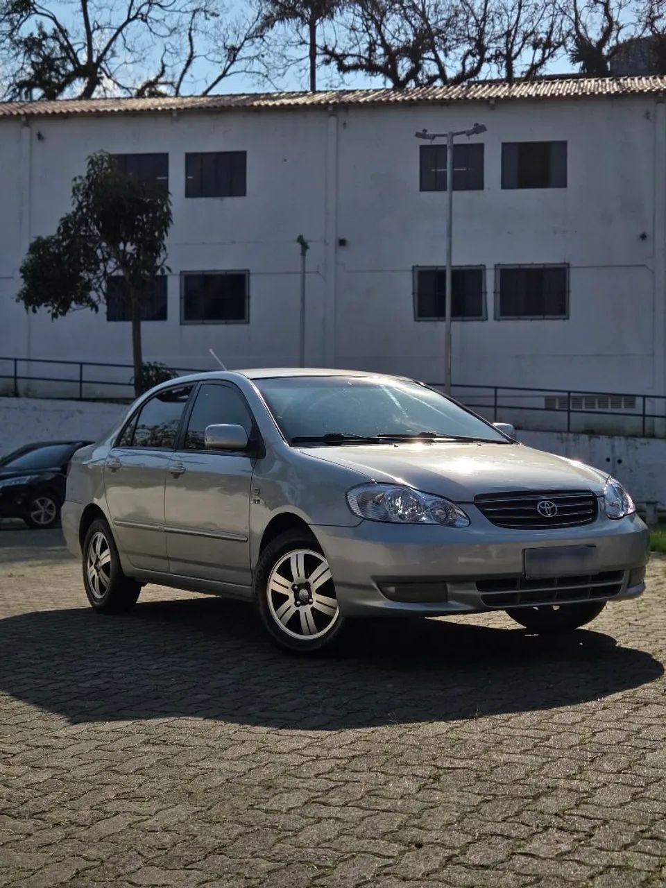 Toyota Corolla XLI 1.6 16V 110cv Aut. 2004