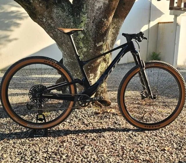 Bicicleta SCOTT SPARK RC Comp M NOVA