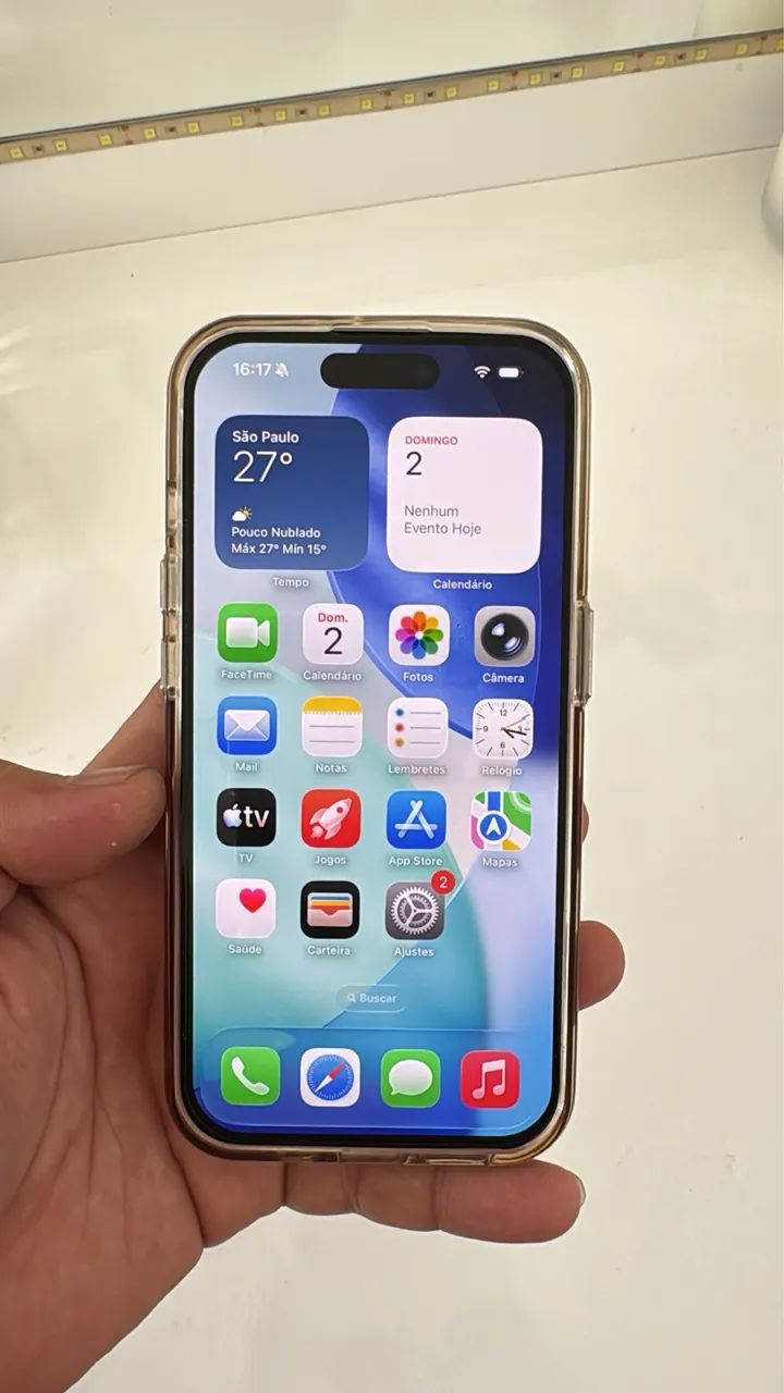 IPhone 15 Pro - Foto 2