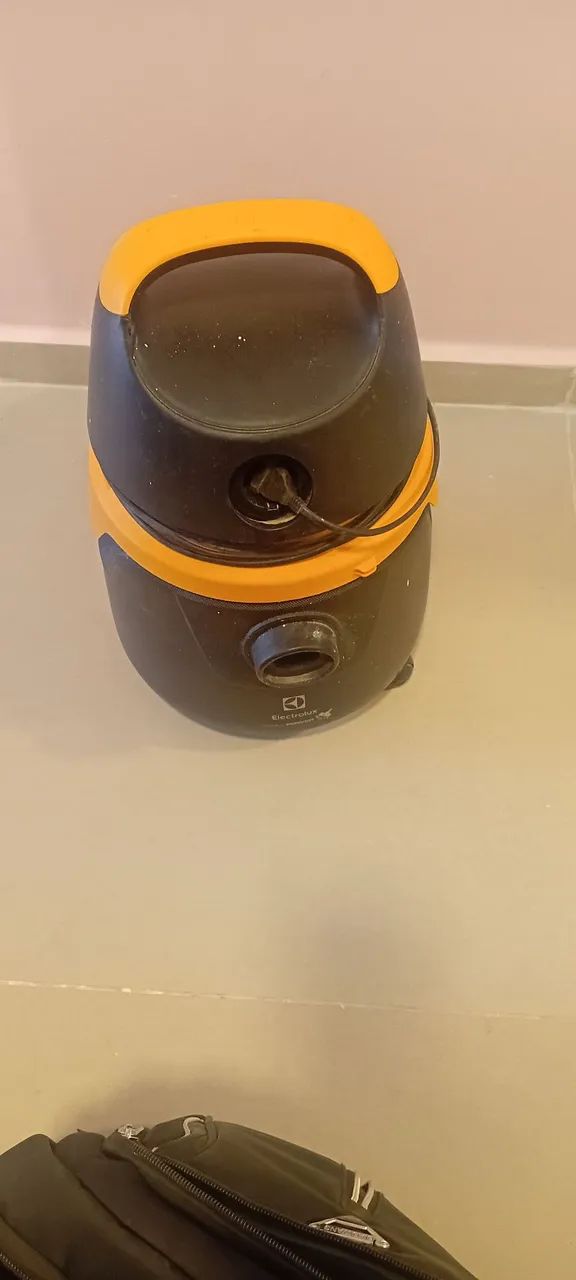 Aspirador pó e água Electrolux 