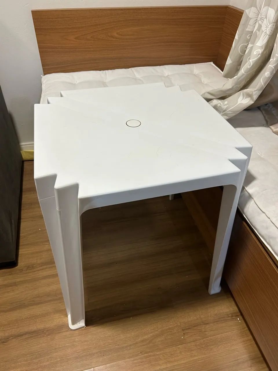 Mesa 4 lugares plástico Nova 100,00