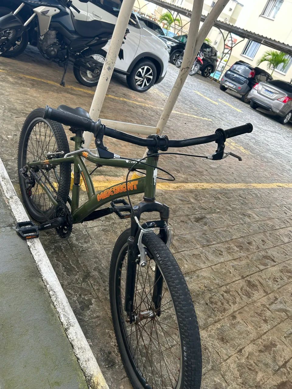 Vendo bicicleta caloi conservada nenhum defeito  - Foto 3