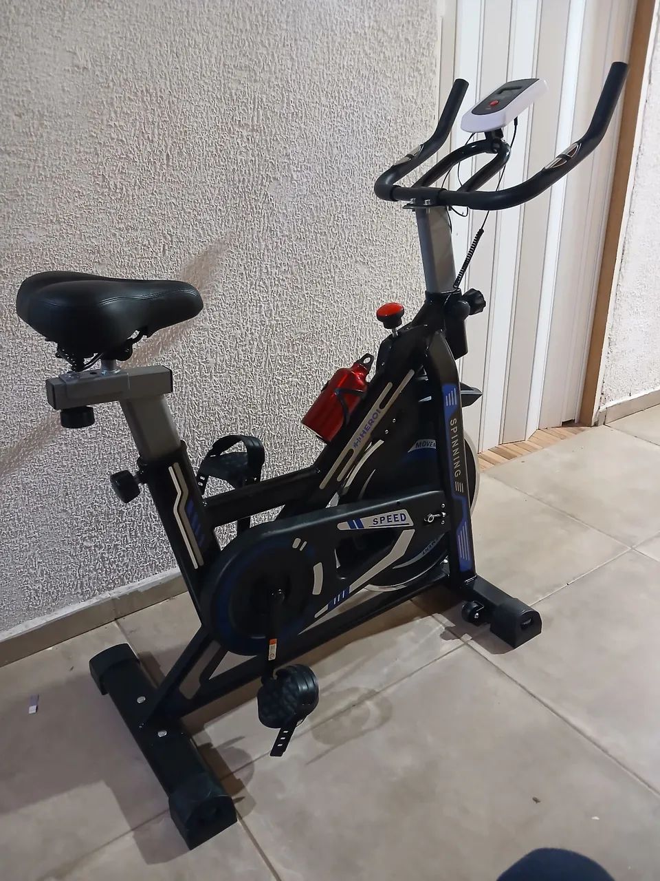 BICICLETA ERGOMETRICA  NOVA  SEM USO  COMPLETA  - Foto 2