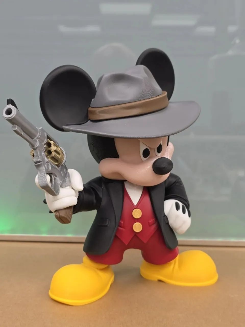 MICKEY GANGSTER - Peça decorativa 3d 24cm - Foto 2