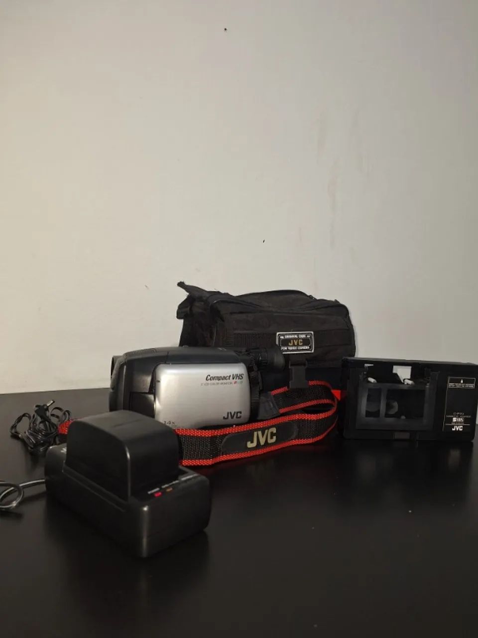 filmadora jvc gr-axm1 compact vhs 3 - Foto 5