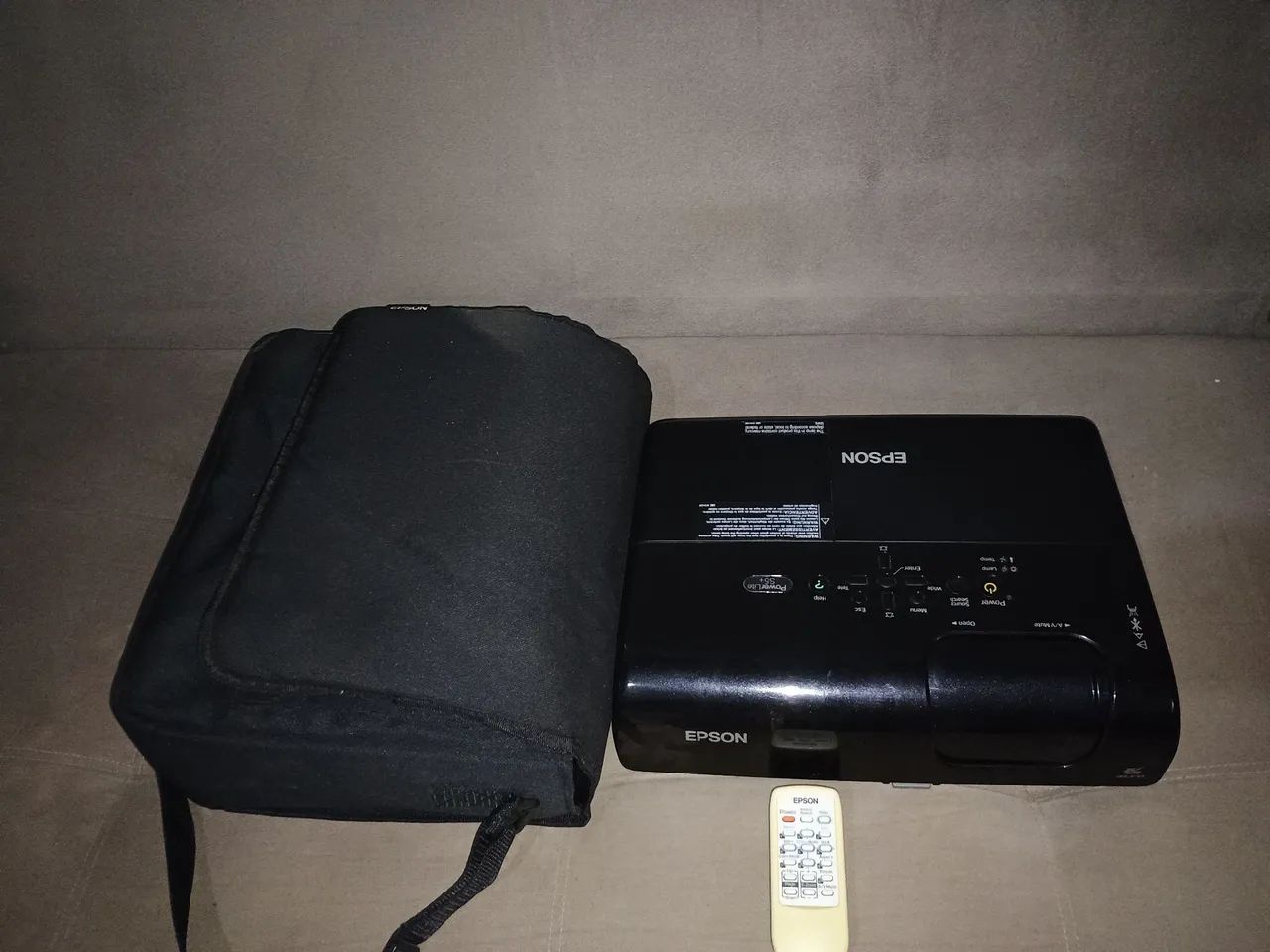 Projetor Epson Emps5.
