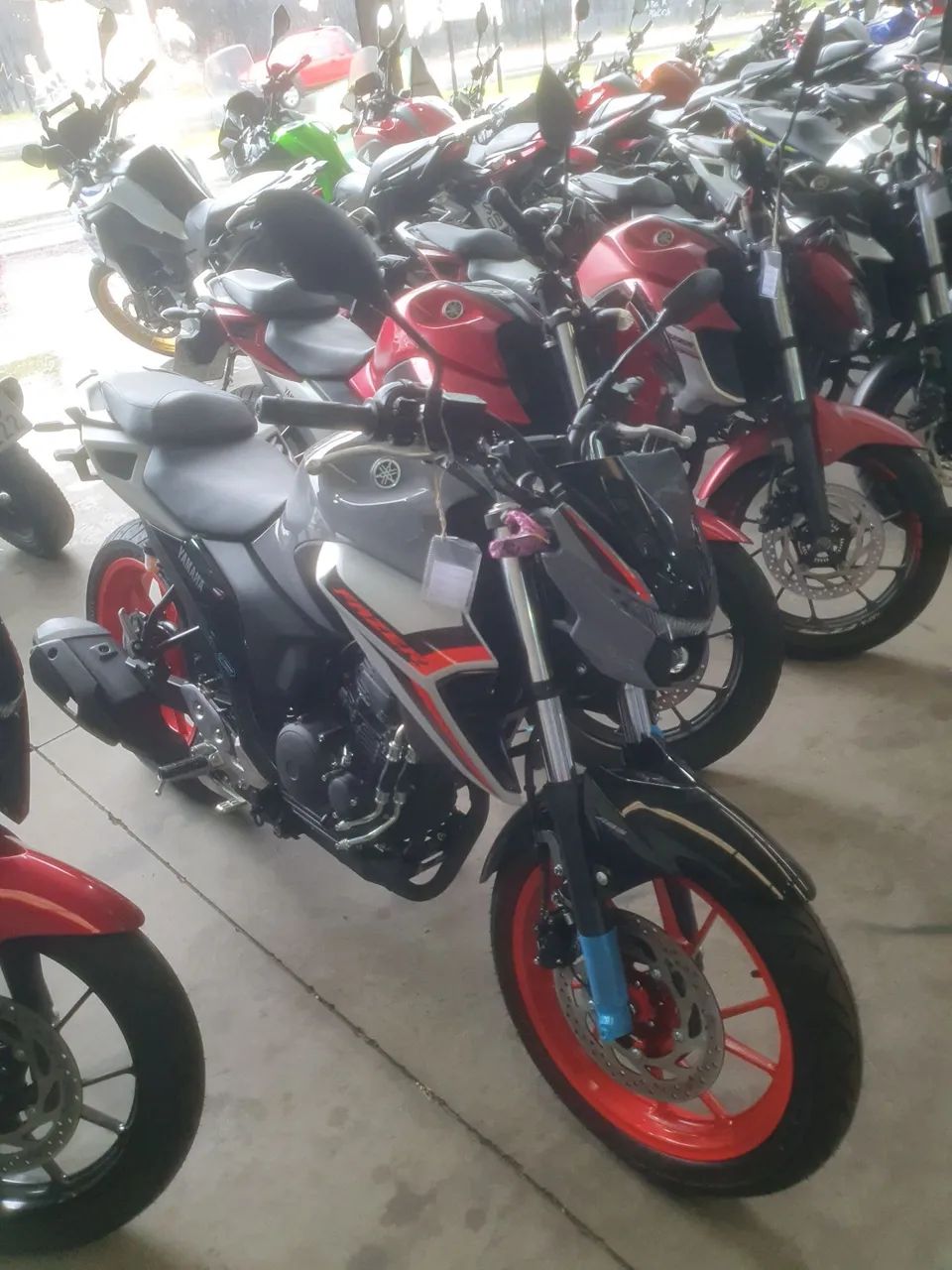 FZ 25 2026/26  0km