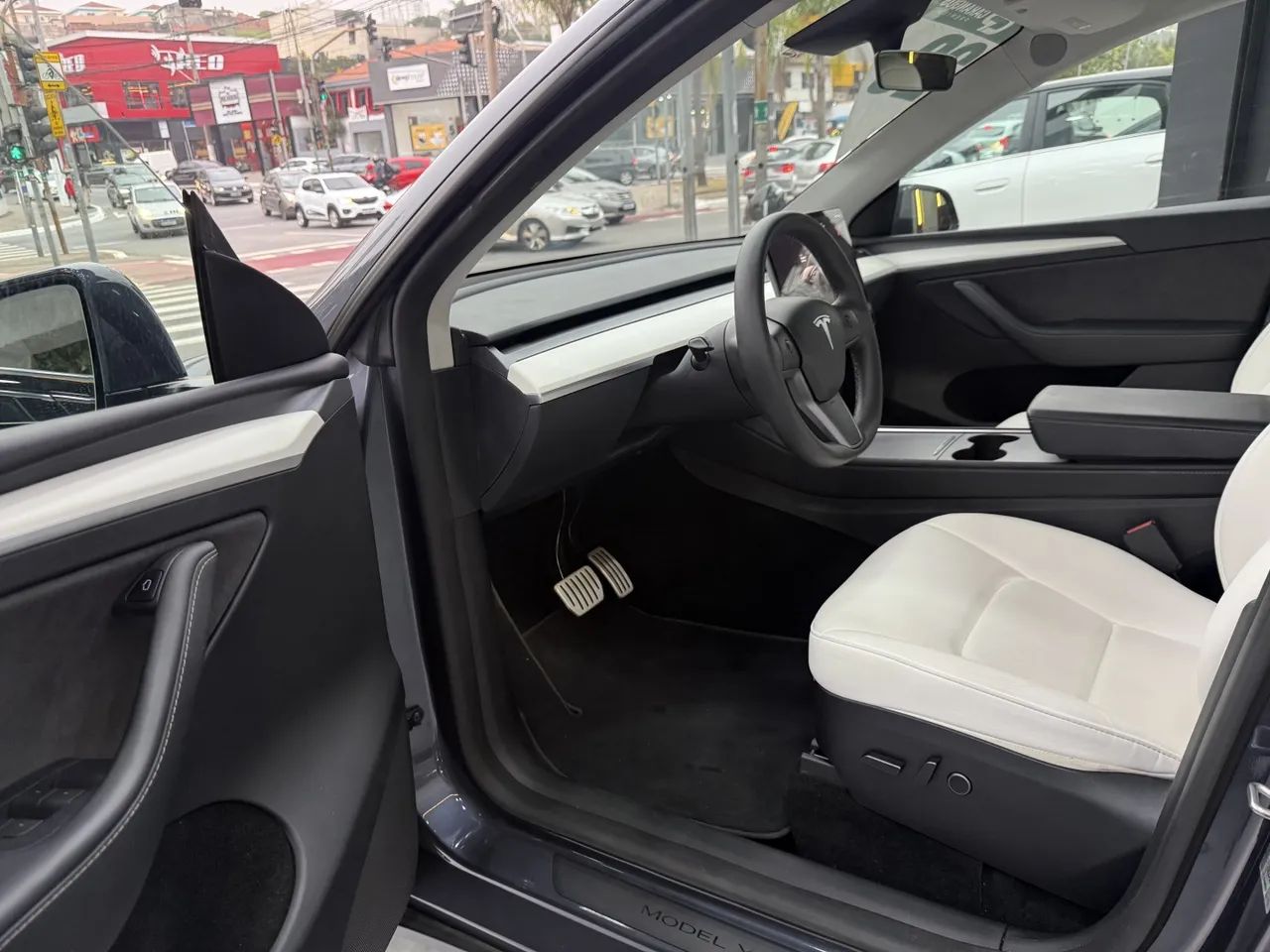 Tesla Model Y Performance, foto 11 de 20