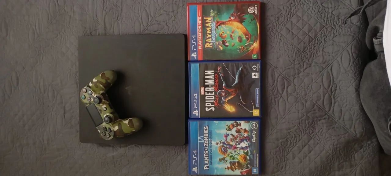 PS4 Slim
