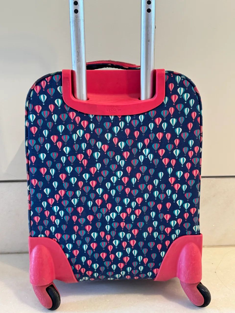 Mochila Kipling de rodinha - Foto 2