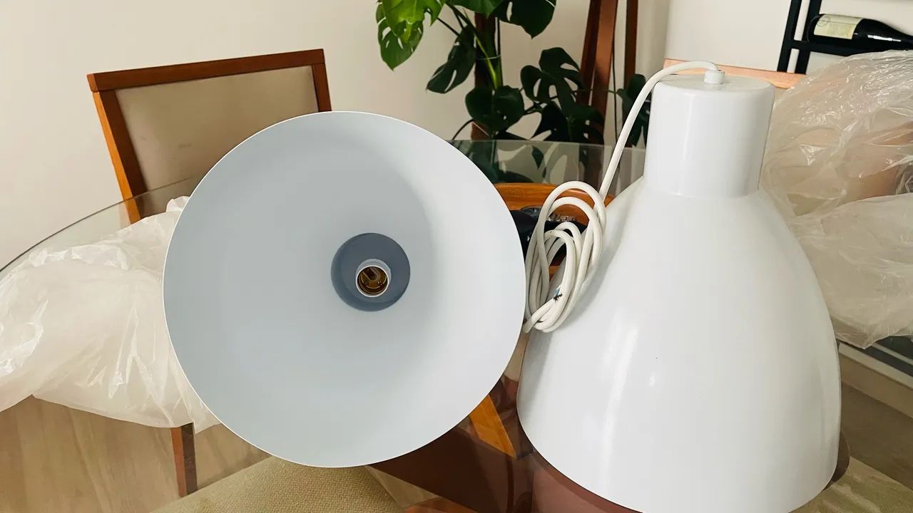 Luminária branca  - Foto 2