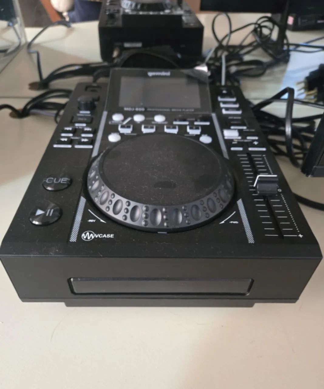 Gemini MDJ-600 プロフェッショナルメディアプレーヤー Gemini MDJ-600 Professional Media Player para DJ - Instrumentos
