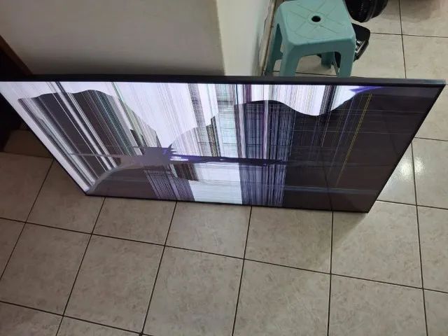 smart samsung 55 polegadas com a tela quebrada