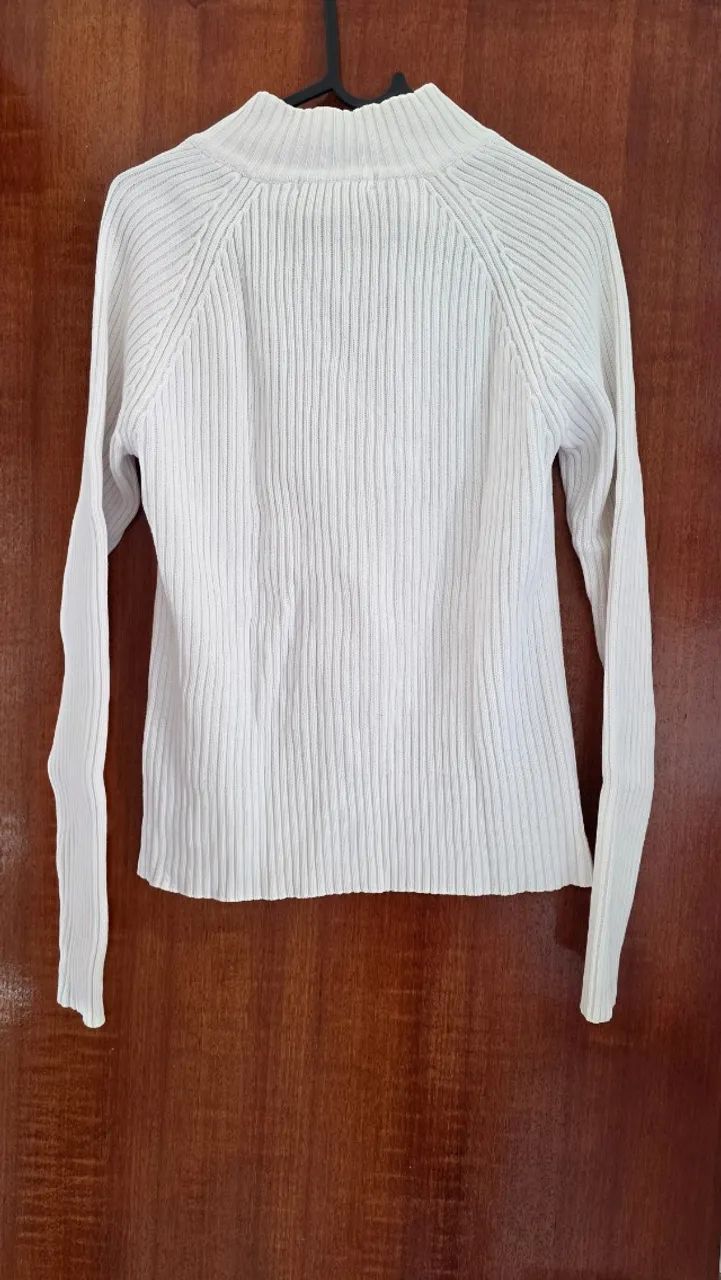Vendo Casaco de tricô branco - Foto 3
