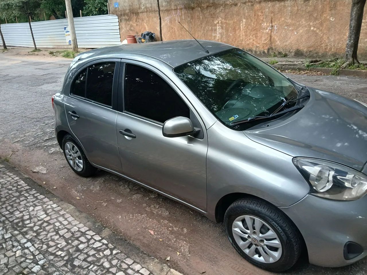 Nissan March 2015
