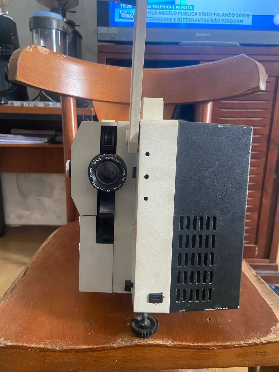 Retroprojetor EUMIG MARK S810D Importado  - Foto 6