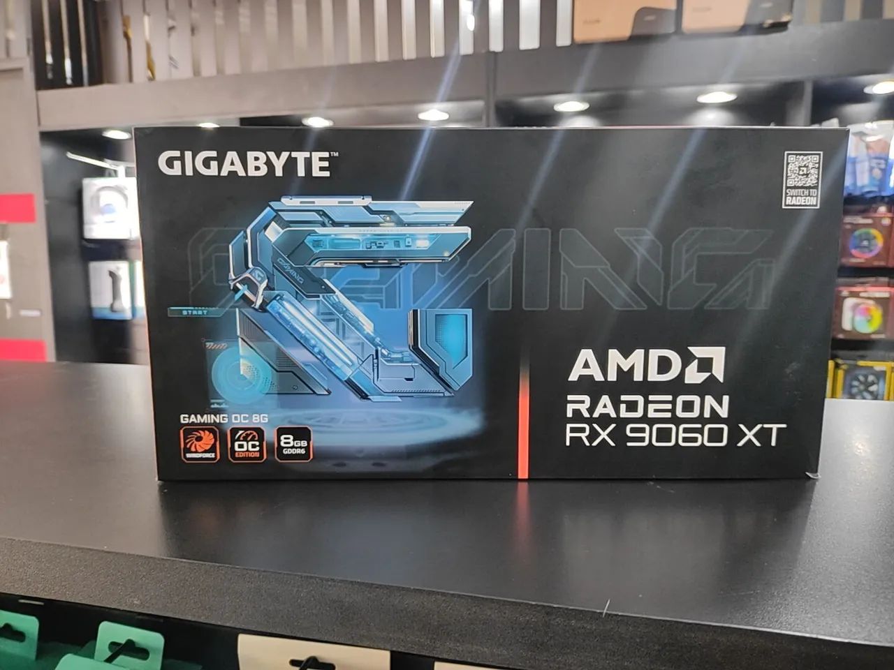 GIGABYTE RX 9060 XT 8GB - Foto 2