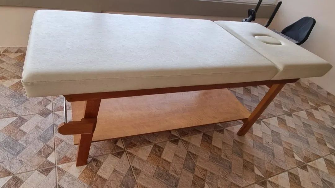 Duas Macas madeira confortáveis!!65204505385090120